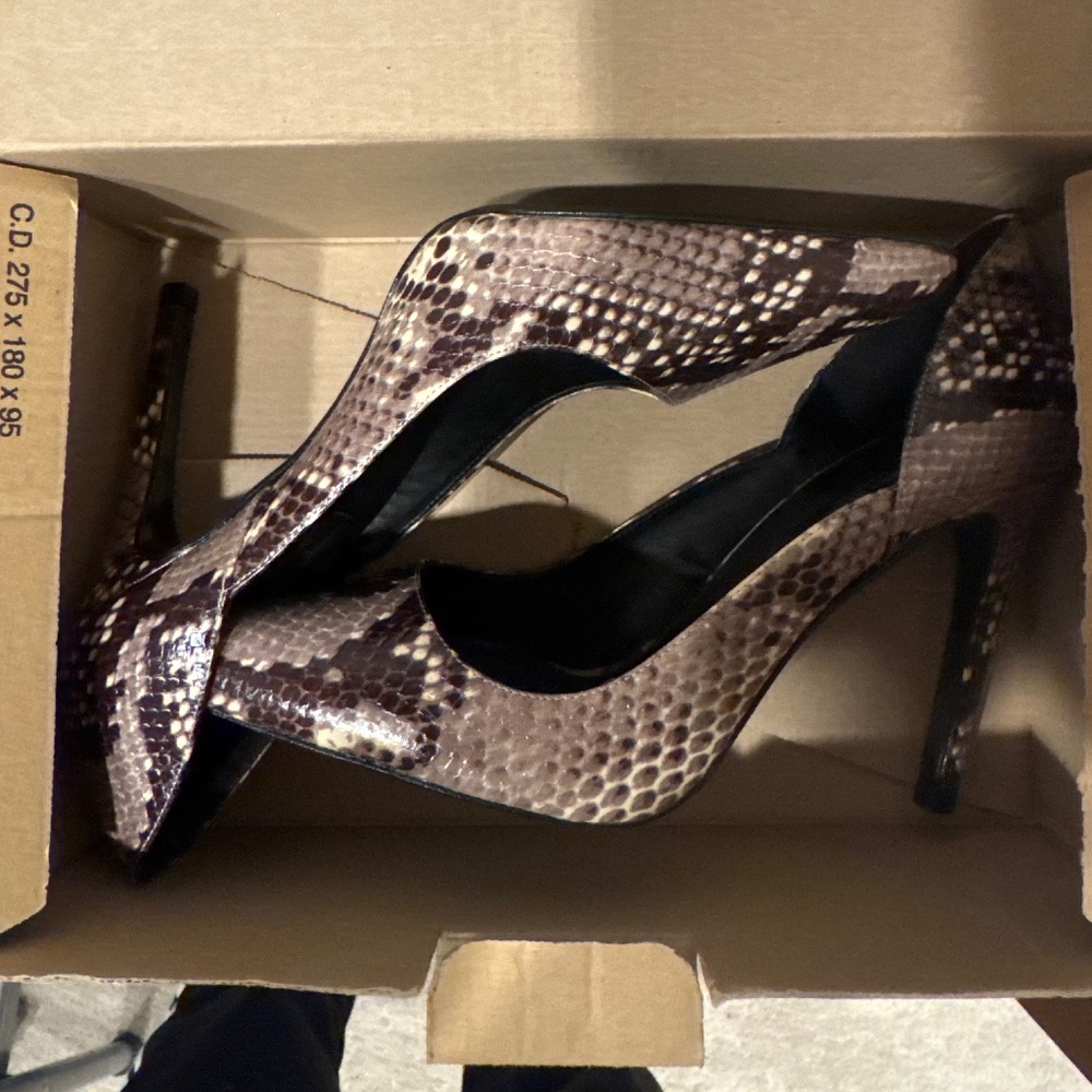 Zara pumps